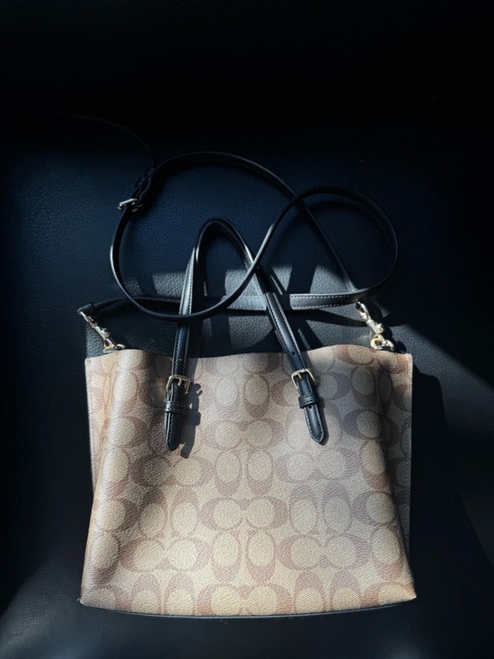 Coach Signature Canvas Tote in Brown with Black Handles. - Picture 10 of 13